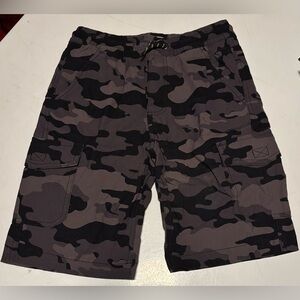 Boys Weatherproof Vintage  Camouflage Tech Shorts size Small 7/8